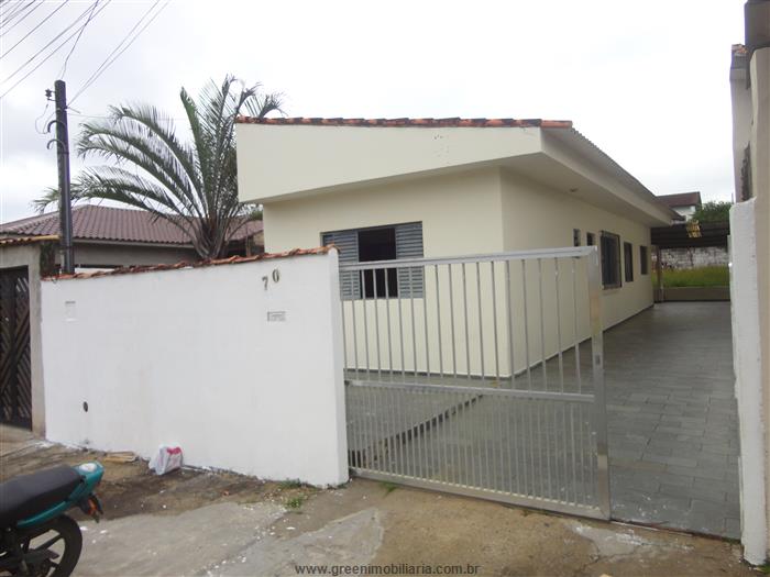 Casa em Registro Jardim Valeri R$ 700,00