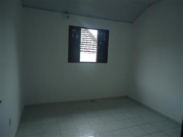 Casa em Registro Jardim Xangrilá 2 dormitórios R$ 780,00