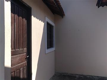 Casa em Registro Jardim Xangrilá 2 dormitórios R$ 780,00