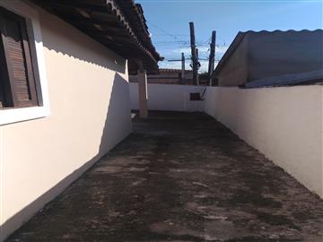 Casa em Registro Jardim Xangrilá 2 dormitórios R$ 780,00