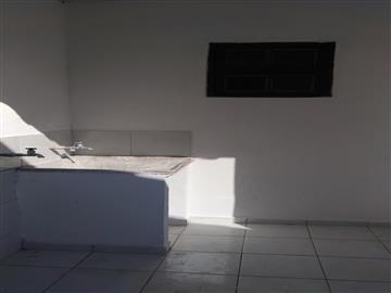 Casa em Registro Jardim Xangrilá 2 dormitórios R$ 780,00