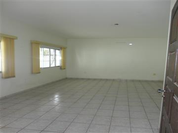 Casa em Registro Jardim Hattori II R$ 370.000,00