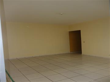 Casa em Registro Jardim Valeri R$ 700,00