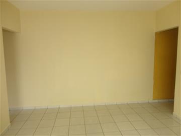 Casa em Registro Jardim Valeri R$ 700,00