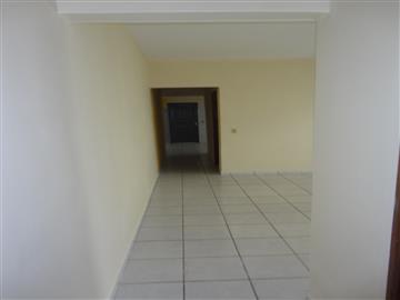 Casa em Registro Jardim Valeri R$ 700,00