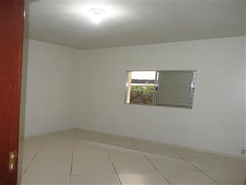 Casa em Registro Jardim das Palmeiras R$ 800,00