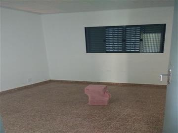 Casa em Registro Jardim São Matheus R$ 550,00