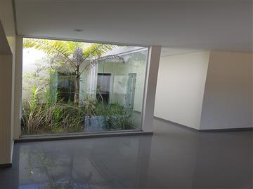 Casa em Registro Jardim Valeri R$ 480.000,00