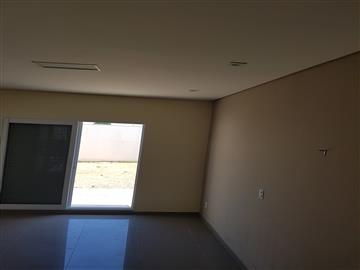 Casa em Registro Jardim Valeri R$ 480.000,00
