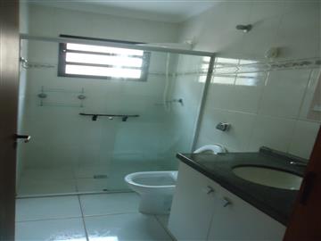 Casa em Registro Jardim Caiçara R$ 1.700,00