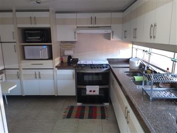 Casa em Registro Vila São Francisco 3 dormitórios R$ 1.400.000,00
