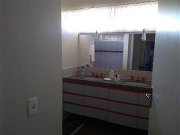 Casa em Registro Vila São Francisco 3 dormitórios R$ 1.400.000,00