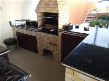 Casa em Registro Vila São Francisco 3 dormitórios R$ 1.400.000,00