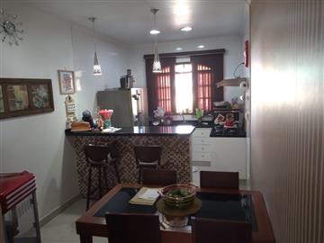 Casa em Registro Jardim Hatori 3 dormitórios R$ 2.500,00