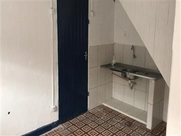 Casa em Registro Centro 2 dormitórios R$ 750,00