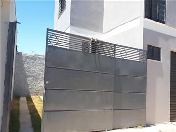 Sobrados - 1449321 Sobrados Jardim Adalberto Frederico de Oliveira Roxo I e II R$ 800,00